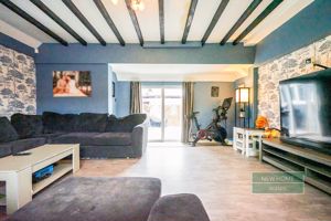 Photo 14- click for photo gallery